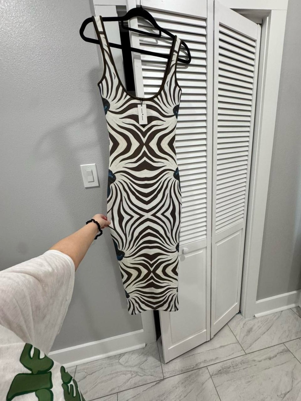 Summi Summi Sleeveless Zebra-Print Bodycon Dress in Ivory and Brown